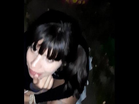 ❤️ Auf der Straße geschwollenen Penis im Austausch für Süßigkeiten ️ Porn video bei de.xxxshake.ru ☑